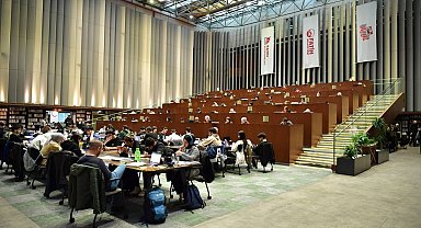 Başkonsoloslardan Fatih kütüphanelerine tam not