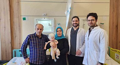 Batman'da kraniyosinostoz teşhisi konulan 5 aylık bebek 3 saatlik ameliyatla sağlığına kavuştu