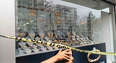 Batman'da kuru sıkı tabancayla kuyumcu soygunu: 1 kilo altın çalındı