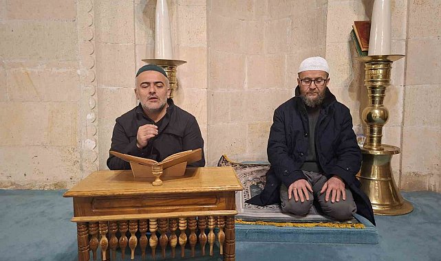 Bayburt'ta şehitler için tarihi camilerde mevlit okundu