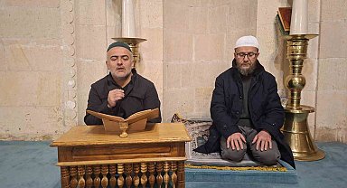 Bayburt'ta şehitler için tarihi camilerde mevlit okundu