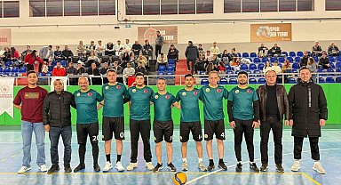 Bayındır'da Kurumlar Arası Voleybol Şenliği başladı