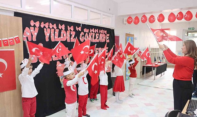 Bayrak sevgisi sınıflarda yankılandı