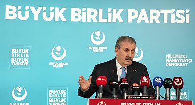 BBP Genel Başkanı Destici: "Ne yapmış Akın Gürlek, bahisçilerin üstüne gitmiş. Millet olarak teşekkür etmemiz lazım"
