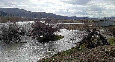 Beypazarı'nda ekili araziler sular altında kaldı
