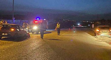 Bilecik'te iki araç çarpıştı: 3 yaralı