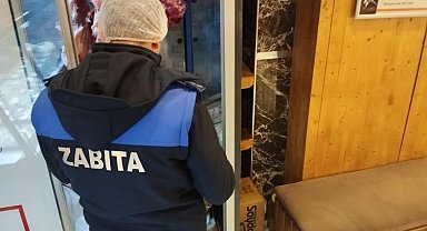 Bilecik'te kasaptaki tüketim tarihi geçmiş tavuk ve kokoreçe el kondu