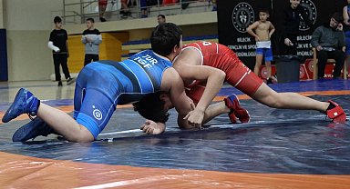 Bilecik'te Küçükler Serbest Stil Güreş İl Seçmesi tamamlandı