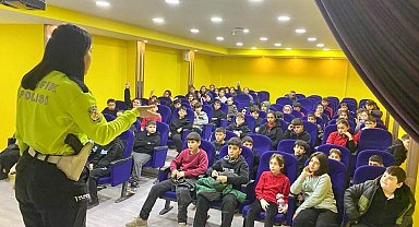 Bilecik'te "Trafik Dedektifleri Projesi" kapsamında öğrencilere eğitim