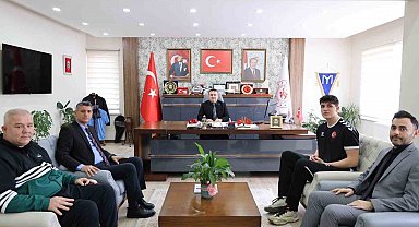 Bilecikli hentbolcu Emirhan Çiftçi U18 Milli Takımı'na seçildi