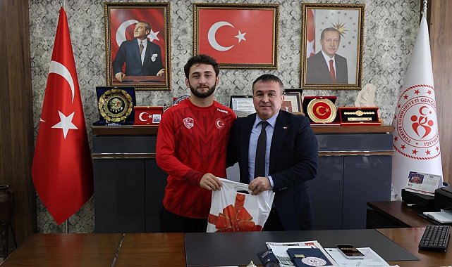 Bilecikli Salih Yusuf Yazıcı U20 Türkiye Güreş Şampiyonu oldu