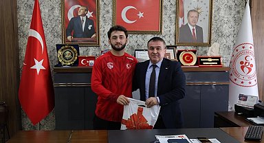 Bilecikli Salih Yusuf Yazıcı U20 Türkiye Güreş Şampiyonu oldu