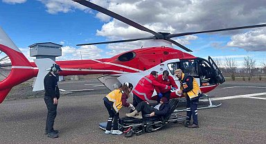 Bingöl'de helikopter ambulans diyaliz hastası havalandı