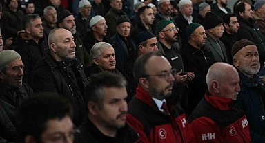 Bolu'da depremde hayatını kaybedenler dualarla anıldı