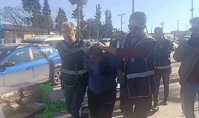 Boşanma aşamasındaki eşini öldüren katil zanlısı ve yardım eden akrabası adliyeye sevk edildi