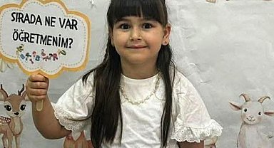 Bu acıya yürek dayanmaz, babası 7 yaşındaki kızının tabutunu taşıdı