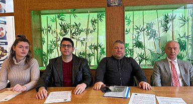 Bulgaristan'ın oy sınırı kararı Edirne'de protesto edildi