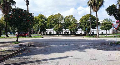 Bulvarda sürekli kaza olmasına esnaf isyan etti