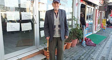 Burhaniye'de 97 yaşındaki Hasan dede ilçenin ayaklı tarihi oldu