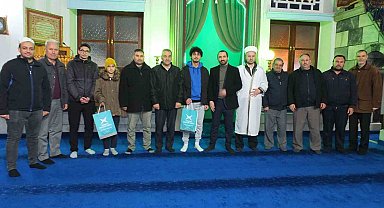 Burhaniye'de Türkiye Gençlik Vakfı sabah namazı buluşması düzenledi