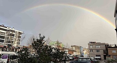 Bursa'da gökkuşağı hayran bıraktı