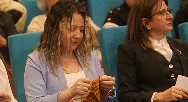 Bursa'da kadınlardan huzurevine ilmek ilmek sevgi