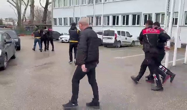 Bursa'da kan donduran cinayet anı kameraya yansımıştı... 280 saat kamera izleyip cinayeti çözdüler