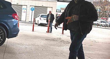 Bursa'da metal atölyesinde feci kaza: İşçinin 2 parmağı koptu