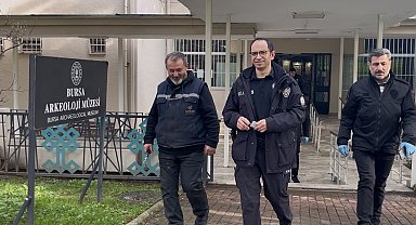 Bursa'da "pes" dedirten olay: Piknikte bulduğu top mermisini 10 gün evinde saklayıp müzeye getirdi