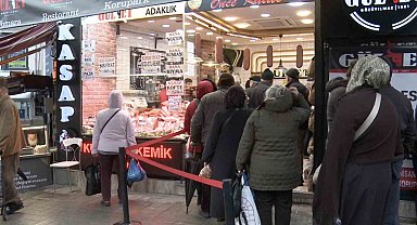 Bursa'da Ramazan öncesi çarşı ve pazarlar yoğunlaştı