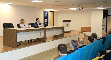 BUÜ'de "Modern dünyanın kökenleri" konuşuldu