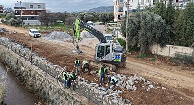Büyükşehir, Aydın'da çalışmalarını sürdürüyor