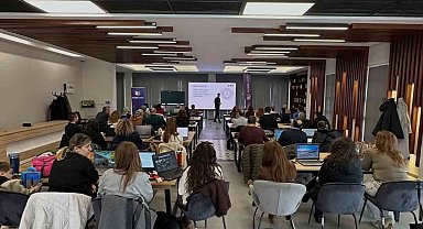 Büyükşehir Bilişim Akademisi'nden öğretmenlere siber güvenlik eğitimi