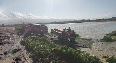 Büyükşehir ekiplerinin özverili çabası: Mahsur kalan hayvanlar kurtarıldı