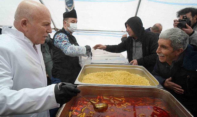 Büyükşehir'den 5 bin aileye Ramazan desteği