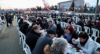 Büyükşehir'in gönül sofrası Ergene'de kuruldu