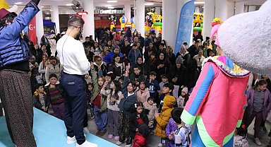 Büyükşehir'in Ramazan etkinlikleri Yenipazar'da vatandaşlarla buluştu