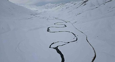 Buz tutan menderesler çözüldü