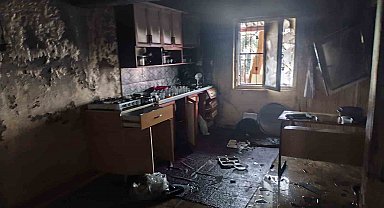 Camide çıkan yangın hasara neden oldu