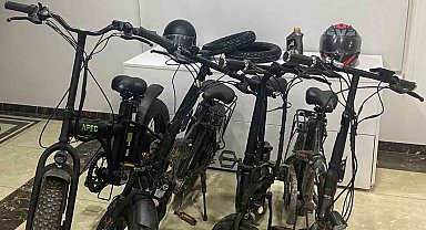 Çarşamba'da iş yerinden hırsızlığa 4 gözaltı