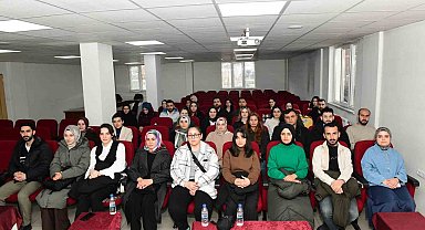 Çatak'ta 'Motivasyon ve Mesleki Rehberlik' toplantısı