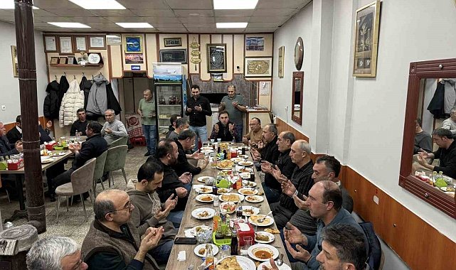 Çavdarhisar'da kaymakam, protokol üyeleri ve muhtarlar iftarda buluştu