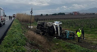 Çekiciden savrulan kamyon şarampole uçtu