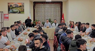 Celal Karatüre, Ankara'da gençlerle sahurda buluştu