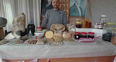 Çiftçilerden topladıklarıyla ramazan kolisi hazırlıyorlar