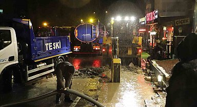 Çorlu'da gece yarısı altyapı alarmı: Kanalizasyon hattı çöktü