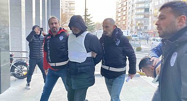 Çorum'da yaşlı adamın canice öldürülmesiyle ilgili 4 zanlı adliyeye sevk edildi
