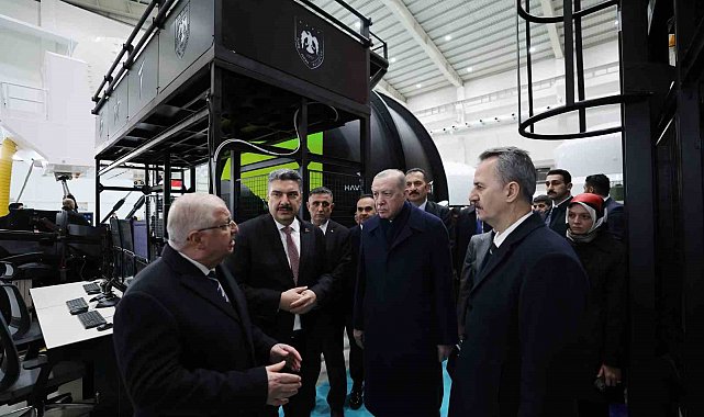 Cumhurbaşkanı Erdoğan: "Artık kendi teknolojisini tasarlayan, kendi yazılımını üreten ve ürettiklerini tüm dünyaya ihraç eden bir Türkiye var"