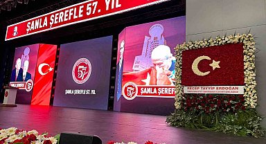 Cumhurbaşkanı Erdoğan'dan Bahçeli'ye 57 gülün yer aldığı tebrik çiçeği