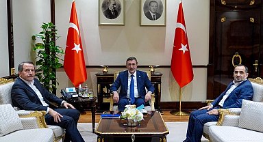 Cumhurbaşkanı Yardımcısı Yılmaz, Memur-Sen Genel Başkanı Yalçın'ı kabul etti